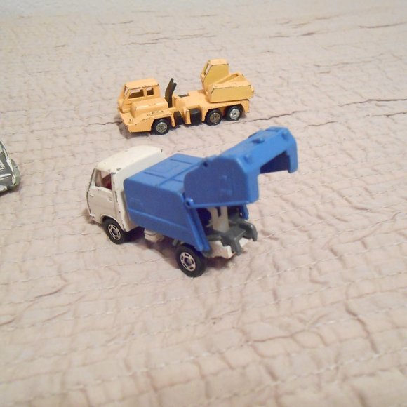 Vintage Playart and Tomica Toy Cars - Picture 11 of 11